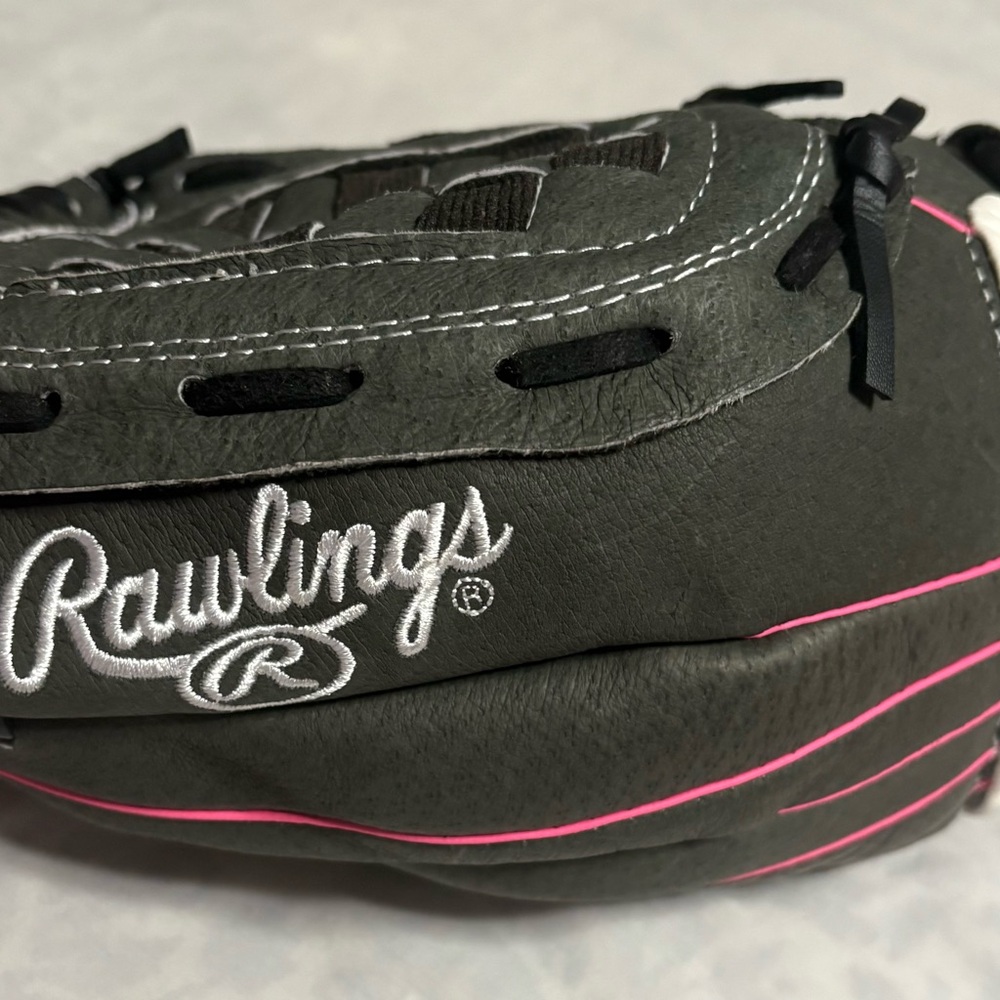 Rawlings Storm Softball Glove with Pink Trim - Picture 5 of 14